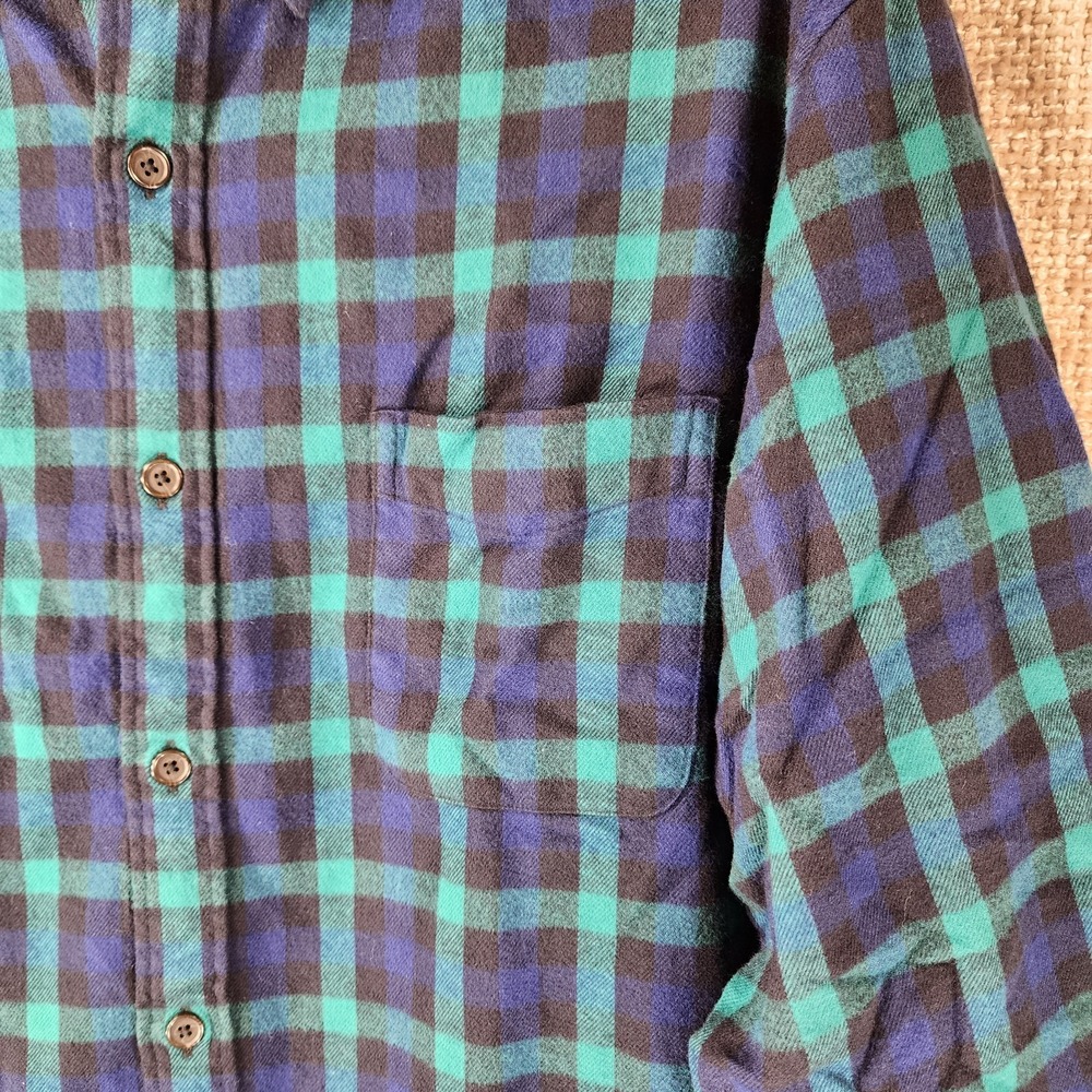Lands End Traditional Fit Plaid Flannel Shirt Mens L 16-16.5 Navy Green EUC - Picture 3 of 11